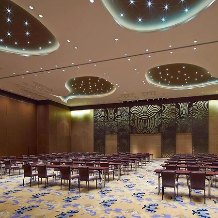 Four Points By Sheraton Guilin Lingui Hotel Exterior photo